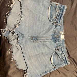 Abercrombie and fitch high rise mom short